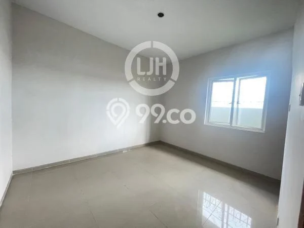 Rumah Sewa Batam LT 144m2 LB 100m2 Kawasan Tiban Rumah Sewa Batam LT 144m2 LB 100m2 Kawasan Tiban