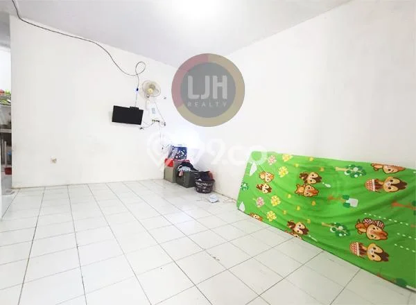 Hunian Strategis 2 KT LB 45m2 Kondisi Bagus di Sei Panas Hunian Strategis 2 KT LB 45m2 Kondisi Bagus di Sei Panas
