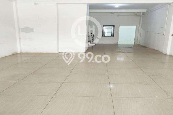 INVESTASI MENGUNTUNGKAN! Ruko di Bengkong, Luas 144m2m², Nilai Profit Tinggi INVESTASI MENGUNTUNGKAN! Ruko di Bengkong, Luas 144m2m², Nilai Profit Tinggi
