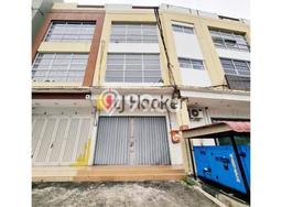 PROSPEK BAGUS! Ruko Kawasan Nagoya, Luas 299m², Area Komersial PROSPEK BAGUS! Ruko Kawasan Nagoya, Luas 299m², Area Komersial