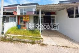 HUNIAN PREMIUM! Rumah di Batam Kota, 2 KT, Area Berkembang, Luas 91m² Bangunan 68m² HUNIAN PREMIUM! Rumah di Batam Kota, 2 KT, Area Berkembang, Luas 91m² Bangunan 68m²