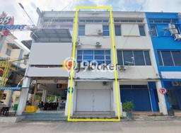 LOKASI PREMIUM! Ruko Kawasan Batam Kota, Luas 195m², Pusat Komersial LOKASI PREMIUM! Ruko Kawasan Batam Kota, Luas 195m², Pusat Komersial