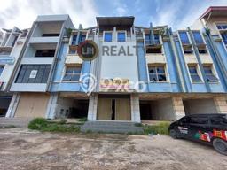 AREA BISNIS! Ruko Kawasan Bengkong, Luas 200m², Mainroad, Strategis AREA BISNIS! Ruko Kawasan Bengkong, Luas 200m², Mainroad, Strategis