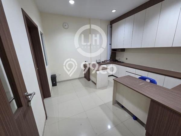 Ruko Dijual di Batam Kota LT 117m2, LB 291m2 untuk Investasi Ruko Dijual di Batam Kota LT 117m2, LB 291m2 untuk Investasi
