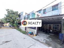 Rumah LT 180m² / LB 250m² Pemandangan Kota di Batam Centre, Batam Rumah LT 180m² / LB 250m² Pemandangan Kota di Batam Centre, Batam