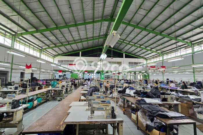 Unit Gudang Dijual di Soreang Bandung Luas Tanah 5882m2, Luas Bangunan 1800m2 Unit Gudang Dijual di Soreang Bandung Luas Tanah 5882m2, Luas Bangunan 1800m2