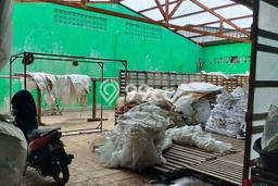 Unit Gudang Dijual di Cimahi Utara Cimahi Luas Tanah 635m2, Luas Bangunan 635m2 Unit Gudang Dijual di Cimahi Utara Cimahi Luas Tanah 635m2, Luas Bangunan 635m2