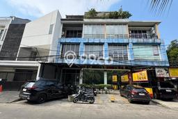 Ruko Disewakan di Area Ramai Kelapa Gading, Jakarta Utara Ruko Disewakan di Area Ramai Kelapa Gading, Jakarta Utara