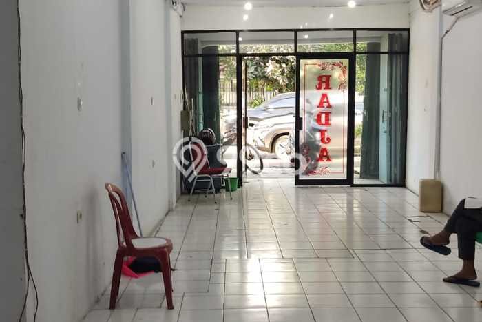 Unit Komersial Disewakan di Jakarta Timur Kawasan Strategis Harga Kompetitif Unit Komersial Disewakan di Jakarta Timur Kawasan Strategis Harga Kompetitif