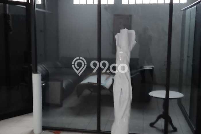 Unit Komersial Disewakan di Jakarta Timur Kawasan Strategis Harga Kompetitif Unit Komersial Disewakan di Jakarta Timur Kawasan Strategis Harga Kompetitif