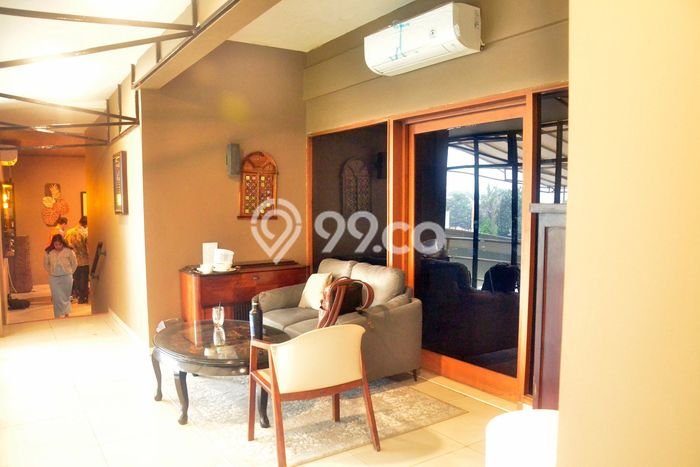 Ready to Use! Luxury House LT 945m2 Desain Modern di Kemang Ready to Use! Luxury House LT 945m2 Desain Modern di Kemang