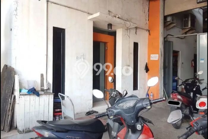 Unit Gudang Dijual di Serpong Tangerang Selatan 730m2 Unit Gudang Dijual di Serpong Tangerang Selatan 730m2