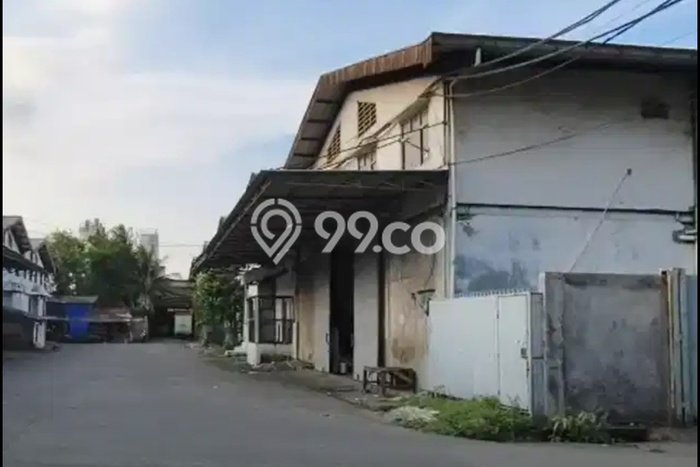 Unit Gudang Dijual di Jakarta Barat LT 660m2 & LB 900m2 Unit Gudang Dijual di Jakarta Barat LT 660m2 & LB 900m2