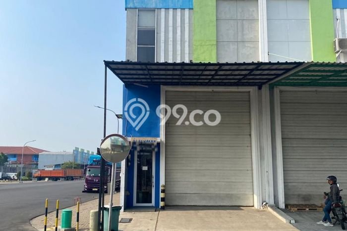 Gudang Kawasan , Luas 180m2m², Lokasi Komersial, Siap Operasional Gudang Kawasan , Luas 180m2m², Lokasi Komersial, Siap Operasional