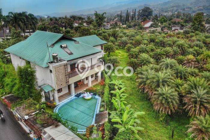 Vila Premium Kawasan Cisarua, Luas 1600m2m², Akses Cisarua, Bogor, Bogor Vila Premium Kawasan Cisarua, Luas 1600m2m², Akses Cisarua, Bogor, Bogor