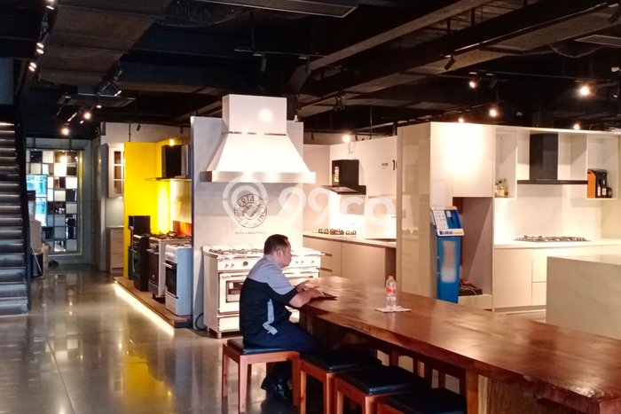 Komersial Bagus Dijual di Slipi Jakarta Barat Lokasi Strategis Cocok untuk Kembangkan Bisnis Komersial Bagus Dijual di Slipi Jakarta Barat Lokasi Strategis Cocok untuk Kembangkan Bisnis