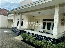Hunian Elit LB 500m2 Siap Pakai Desain Elegan di Veteran, Bandung Hunian Elit LB 500m2 Siap Pakai Desain Elegan di Veteran, Bandung