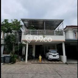 For Sale Rumah 4 Kamar Lokasi Strategis Nyaman dan Strategis di Antapani For Sale Rumah 4 Kamar Lokasi Strategis Nyaman dan Strategis di Antapani