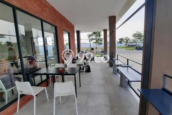 KAWASAN BISNIS! Ruko Kawasan Gede Bage, Luas 67m², Jalan Raya KAWASAN BISNIS! Ruko Kawasan Gede Bage, Luas 67m², Jalan Raya