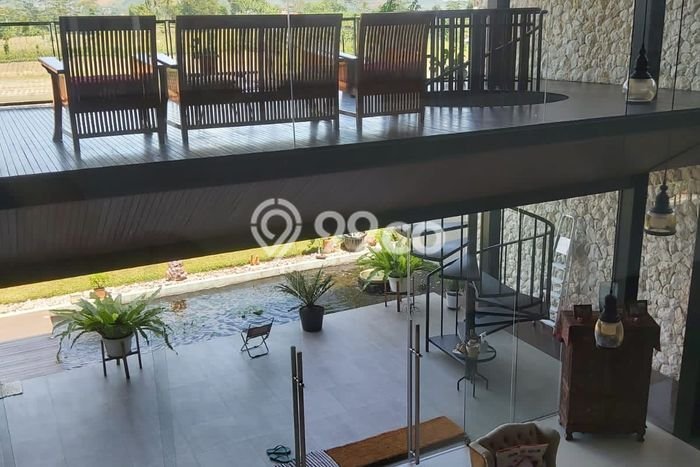 Jual Rumah Mewah Megah Dengan View Eksklusif di Kota Baru Parahyangan, Bandung Jual Rumah Mewah Megah Dengan View Eksklusif di Kota Baru Parahyangan, Bandung