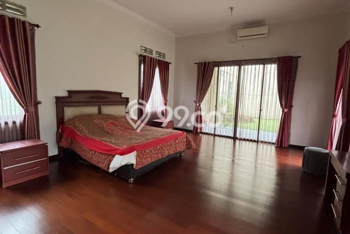 Hunian Elit LB 288m2 Siap Huni Desain Elegan di Kota Baru Parahyangan, Bandung Hunian Elit LB 288m2 Siap Huni Desain Elegan di Kota Baru Parahyangan, Bandung
