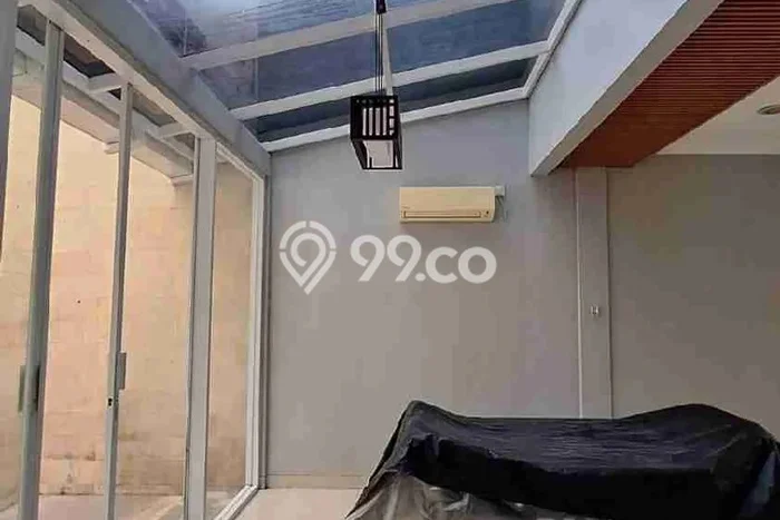 HUNIAN IMPIAN! Rumah di BSD, 3 KT, Free Macet, Luas 240m2m² LB 300m2m² HUNIAN IMPIAN! Rumah di BSD, 3 KT, Free Macet, Luas 240m2m² LB 300m2m²