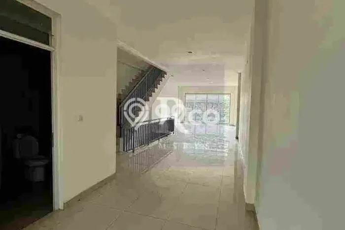 Ruko Bagus Dijual LB 330m2 Lokasi Strategis Jakarta Utara Area Cocok untuk Berbisnis Ruko Bagus Dijual LB 330m2 Lokasi Strategis Jakarta Utara Area Cocok untuk Berbisnis