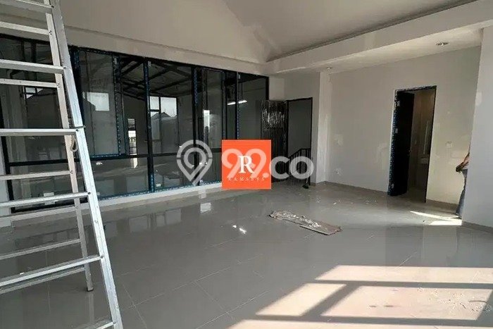 Gudang paling strategis disewakan di Penjaringan Jakarta Utara Gudang paling strategis disewakan di Penjaringan Jakarta Utara