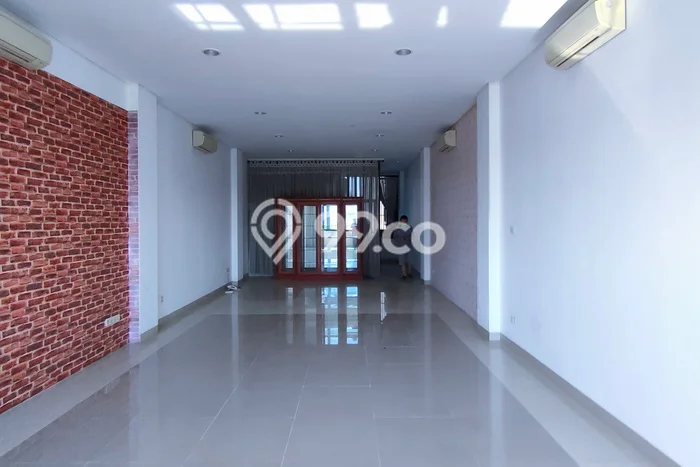 Unit Ruko Dijual di Jakarta Utara LT 115m2 & LB 425m2 Unit Ruko Dijual di Jakarta Utara LT 115m2 & LB 425m2