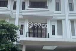 Rumah Luxury Modern Siap Huni di Alam Sutera Tangerang Rumah Luxury Modern Siap Huni di Alam Sutera Tangerang