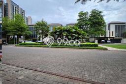 For Sale! Luxury House LT 336m2 Desain Modern di BSD For Sale! Luxury House LT 336m2 Desain Modern di BSD