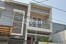 Rumah Mewah LB 220m2 Siap Huni Desain Elegan di Kedoya Utara, Jakarta Barat Rumah Mewah LB 220m2 Siap Huni Desain Elegan di Kedoya Utara, Jakarta Barat