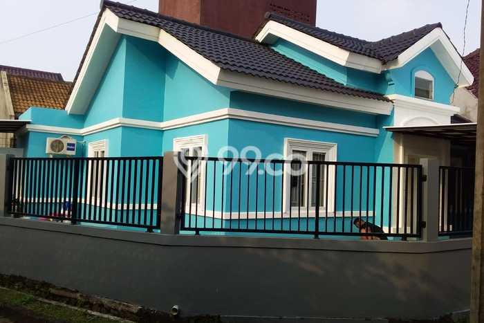 Rumah Elit LB 120m2 Siap Pakai Desain Elegan di Sektor 6-Gading Serpong, Tangerang Rumah Elit LB 120m2 Siap Pakai Desain Elegan di Sektor 6-Gading Serpong, Tangerang