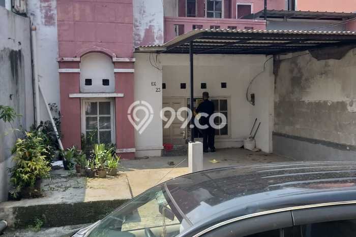 Siap Huni Rumah Minimalis & Modern LB 70m2 di Jombang Siap Huni Rumah Minimalis & Modern LB 70m2 di Jombang