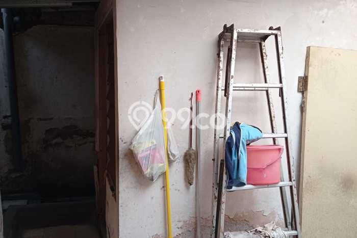 Dijual Rumah 4 Kamar Lokasi Strategis Nyaman dan Strategis di Mulyosari Dijual Rumah 4 Kamar Lokasi Strategis Nyaman dan Strategis di Mulyosari