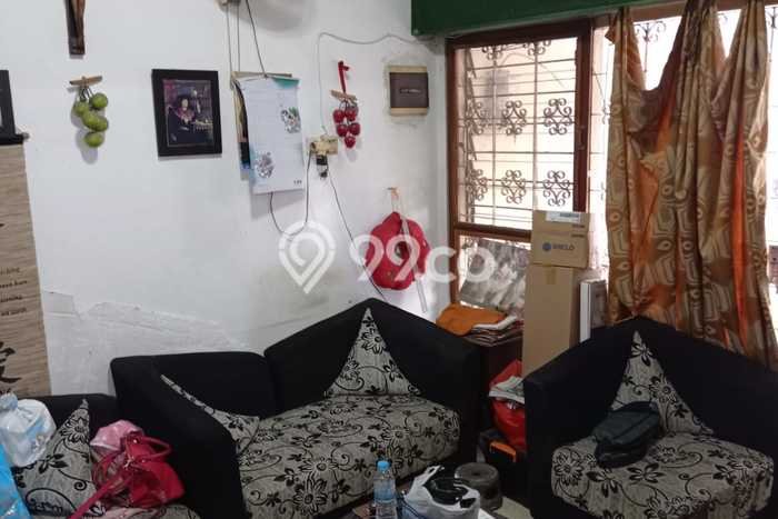 Dijual Rumah 4 Kamar Lokasi Strategis Nyaman dan Strategis di Mulyosari Dijual Rumah 4 Kamar Lokasi Strategis Nyaman dan Strategis di Mulyosari