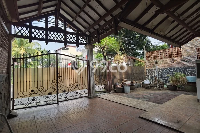 Rumah Strategis Minimalis Lb 180m2 di Pondok Aren, Tangerang Selatan Rumah Strategis Minimalis Lb 180m2 di Pondok Aren, Tangerang Selatan