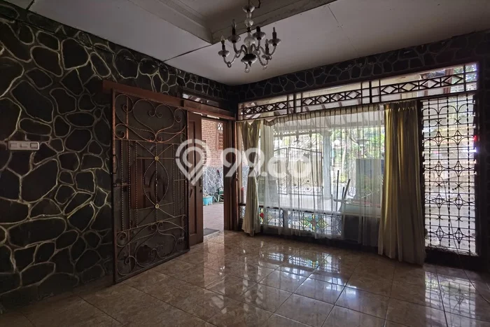 Rumah Strategis Minimalis Lb 180m2 di Pondok Aren, Tangerang Selatan Rumah Strategis Minimalis Lb 180m2 di Pondok Aren, Tangerang Selatan