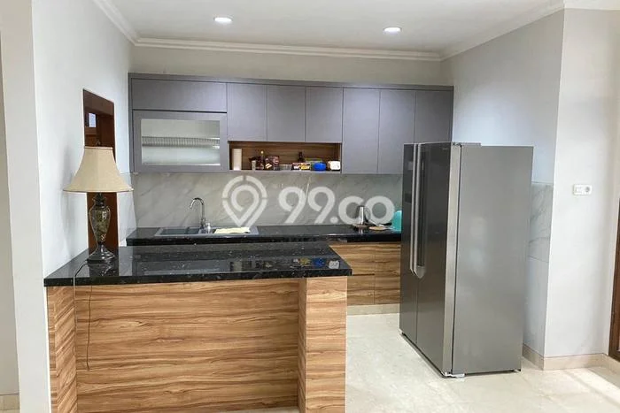 Sewa Rumah Strategis di Pondok Indah LT 420m2 / LB 600m2 Kondisi Bagus Sewa Rumah Strategis di Pondok Indah LT 420m2 / LB 600m2 Kondisi Bagus