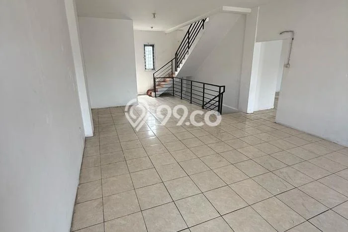 Disewakan Ruko di Kawasan Ramai Kapuk Luas 300m2 Disewakan Ruko di Kawasan Ramai Kapuk Luas 300m2