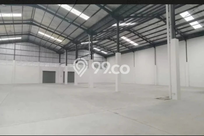 Gudang di Pakuhaji, Luas 1080m², Disewakan, Pusat Bisnis, Ready Operasional Gudang di Pakuhaji, Luas 1080m², Disewakan, Pusat Bisnis, Ready Operasional