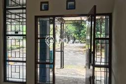 Jarang Ada! Rumah Sewa 3 Kamar Bagus Siap Huni Graha Raya Jarang Ada! Rumah Sewa 3 Kamar Bagus Siap Huni Graha Raya