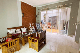Rumah Minimalis 3 Kamar LT 84m2 di Graha Raya Rumah Minimalis 3 Kamar LT 84m2 di Graha Raya