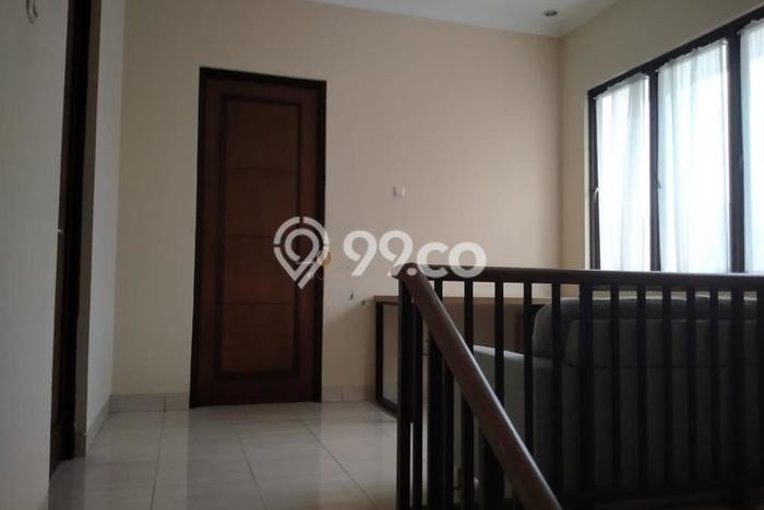 Dijual Hunian Rumah Terawat 4 KT di Harapan Indah, Bekasi Dijual Hunian Rumah Terawat 4 KT di Harapan Indah, Bekasi
