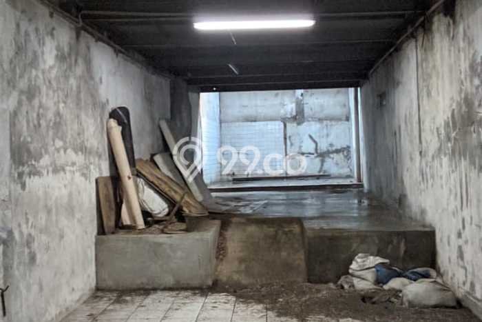 Ruko Bagus Dijual LB 256m2 Lokasi Strategis Jakarta Barat Area Cocok untuk Bisnis Ruko Bagus Dijual LB 256m2 Lokasi Strategis Jakarta Barat Area Cocok untuk Bisnis