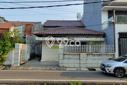 For Sale! Premium House LT 250m2 Desain Elegan di Cideng For Sale! Premium House LT 250m2 Desain Elegan di Cideng