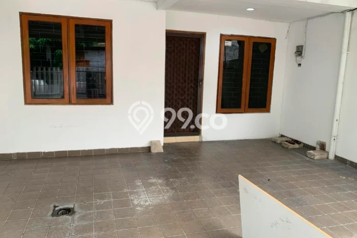 Lokasi terbaik! Rumah siap pakai disewakan di Kelapa Gading LB 110m2 Lokasi terbaik! Rumah siap pakai disewakan di Kelapa Gading LB 110m2