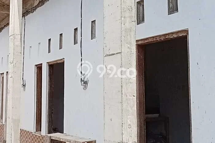 Rumah Kost untuk Dijual di Ngaliyan dengan 11 KT, 11 KM, Luas 200m2 Rumah Kost untuk Dijual di Ngaliyan dengan 11 KT, 11 KM, Luas 200m2