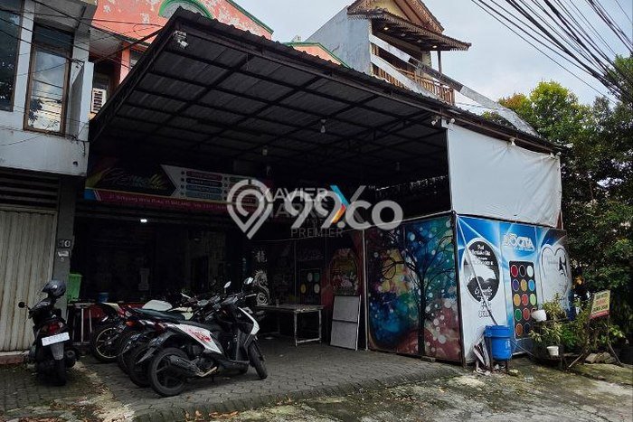 Unit Ruko Dijual di Malang LT 177m2 & LB 330m2 Unit Ruko Dijual di Malang LT 177m2 & LB 330m2