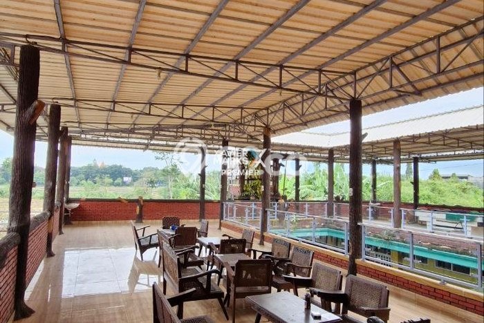 Unit Komersial Dijual di Karangploso Malang 450m2 Unit Komersial Dijual di Karangploso Malang 450m2